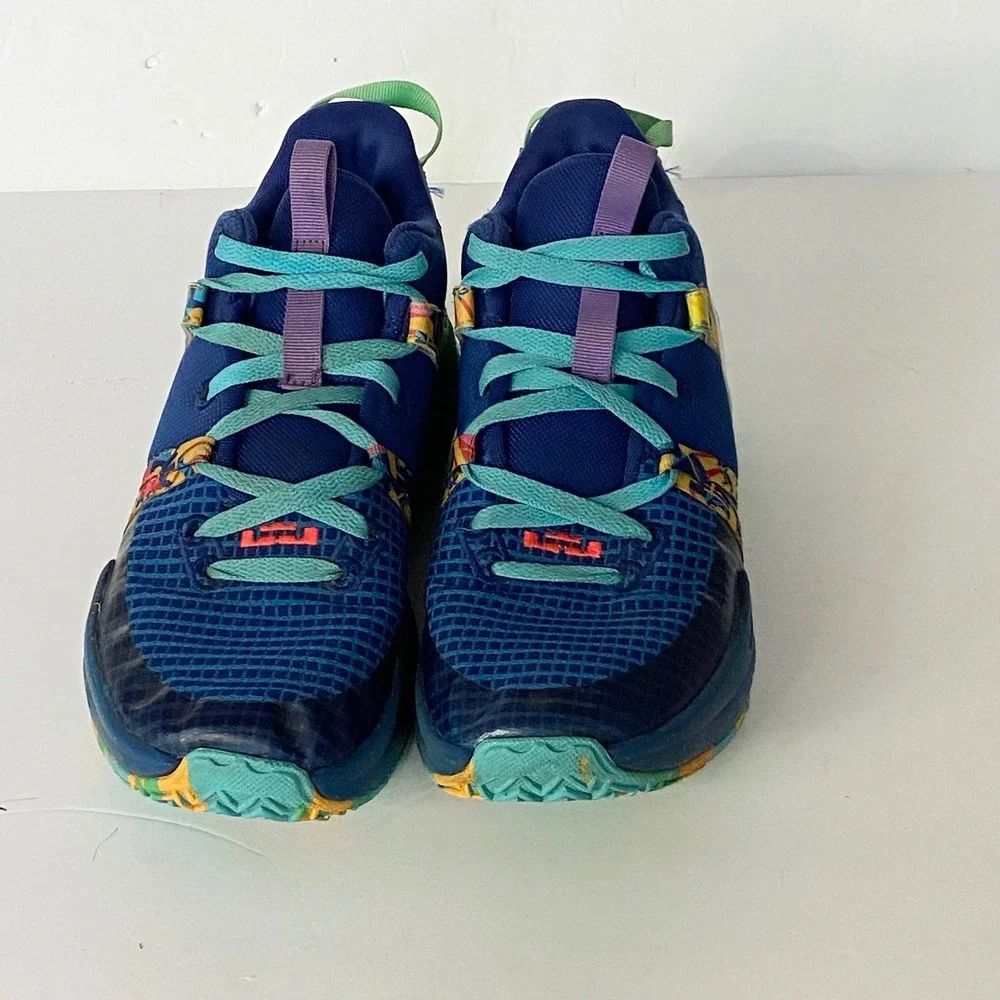 Nike LeBron Witness 7 GS Royal Blue Green Strike DQ8650-400 Kids Size 7Y